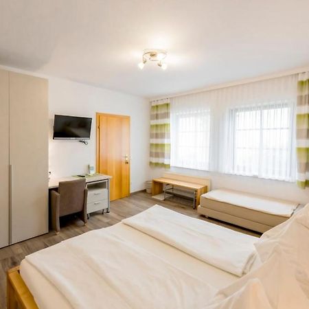 Bed and Breakfast Weingut Gastehaus Palkowitsch Illmitz Exterior foto