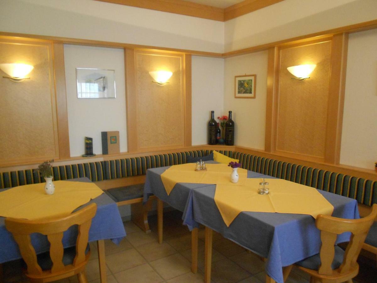 Bed and Breakfast Weingut Gastehaus Palkowitsch Illmitz Exterior foto
